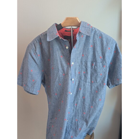 Men's Sailboat Pattern Short Sleeve Button Down Shirt Size Medium Quiet Luxury - Picture 9 of 9